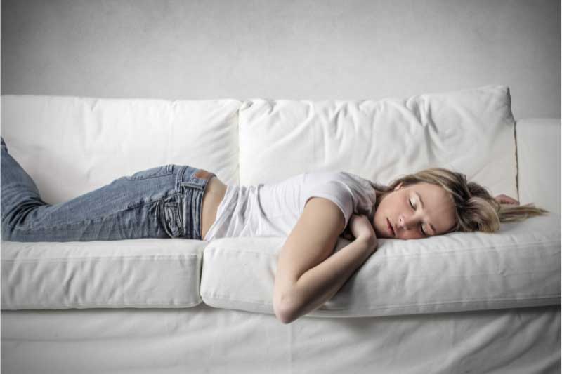 položaji koji izazivaju bore od spavanja